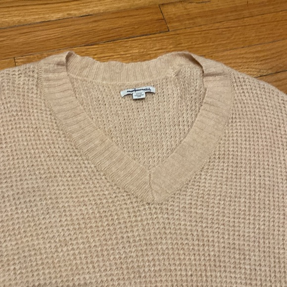 American Eagle oversized vneck sweater - Picture 2 of 6